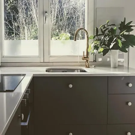 La Mar De Ben * Muros